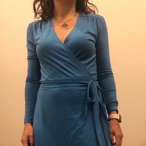 Old Navy blue wrap dress